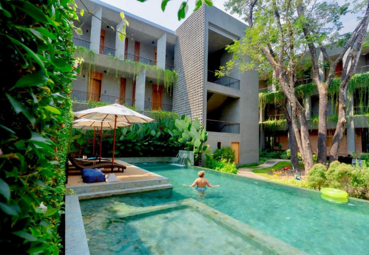 Proud Phu Fah Mueang Chiang Mai